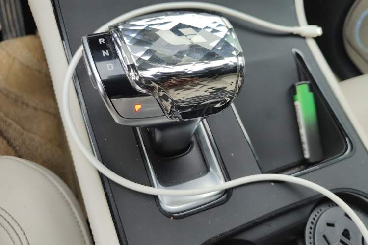Used Li Auto ONE 2021 Extended-Range 6-Seater Version Gear Lever