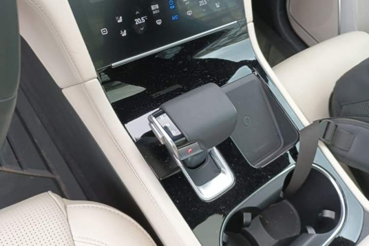 Used Li Auto ONE 2021 Extended-Range 6-Seater Version Gear Lever