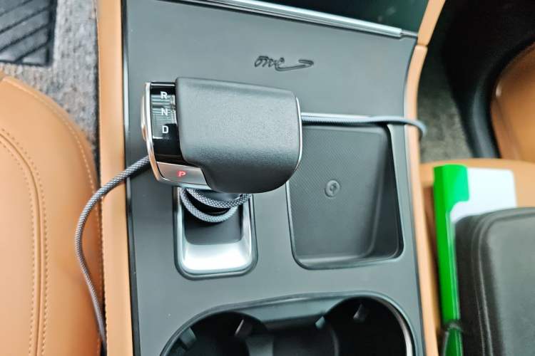 Used Li Auto ONE 2021 Extended-Range 6-Seater Version Gear Lever