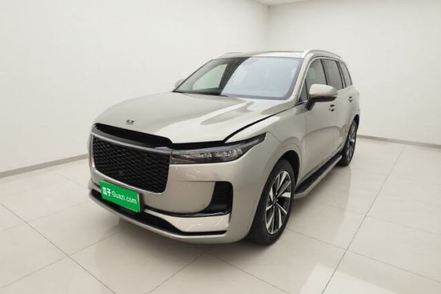 Ojetý Li Auto ONE 2021 Extended-Range 6-Seater Version
