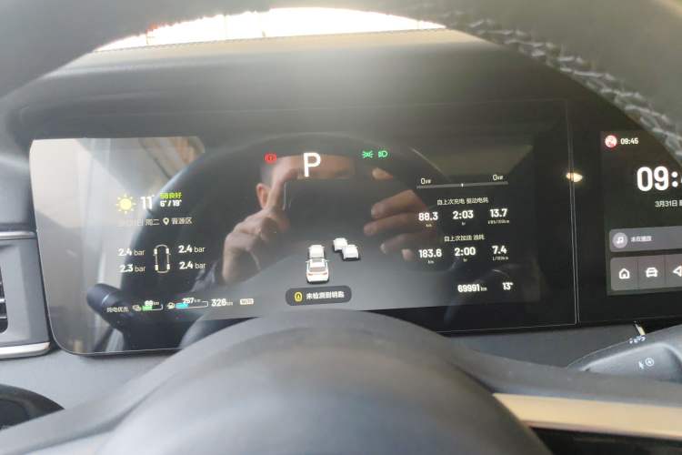 Used Li Auto ONE 2021 Extended-Range 6-Seater Version Instrument Cluster
