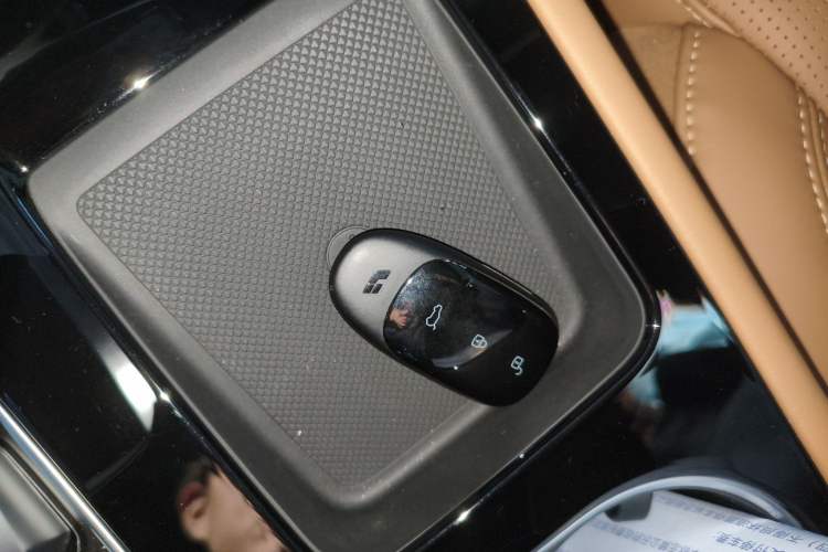 Used Li Auto ONE 2021 Extended-Range 6-Seater Version Interior 1