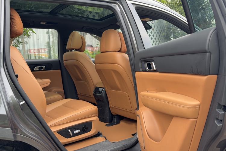Used Li Auto ONE 2021 Extended-Range 6-Seater Version Interior 2