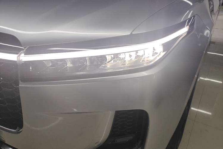 Used Li Auto ONE 2021 Extended-Range 6-Seater Version Left Front Headlight