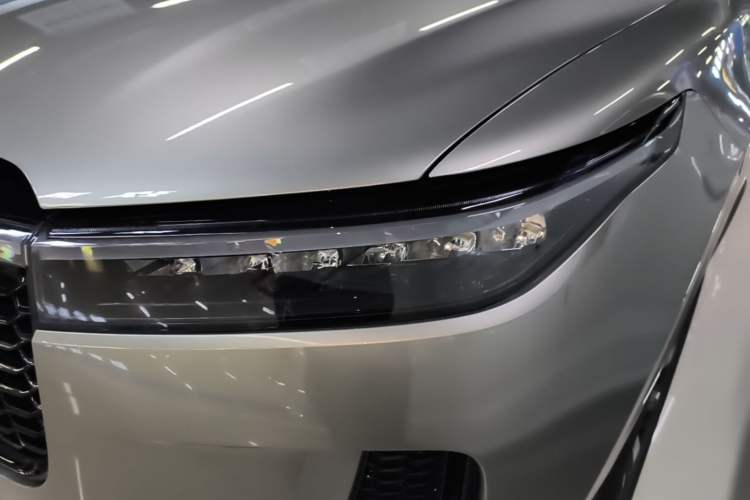 Used Li Auto ONE 2021 Extended-Range 6-Seater Version Left Front Headlight
