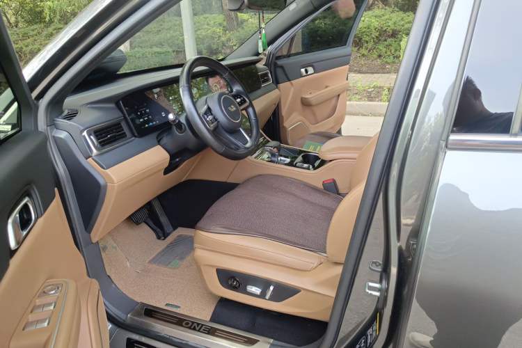 Used Li Auto ONE 2021 Extended-Range 6-Seater Version Left Front Seat