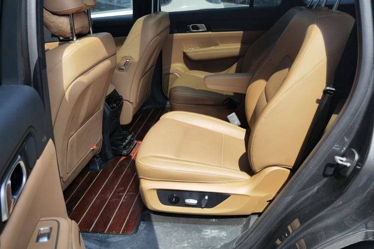 Used Li Auto ONE 2021 Extended-Range 6-Seater Version Left Rear Seat