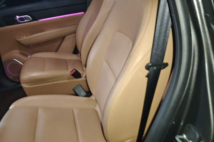 Used Li Auto ONE 2021 Extended-Range 6-Seater Version Left Rear Seat