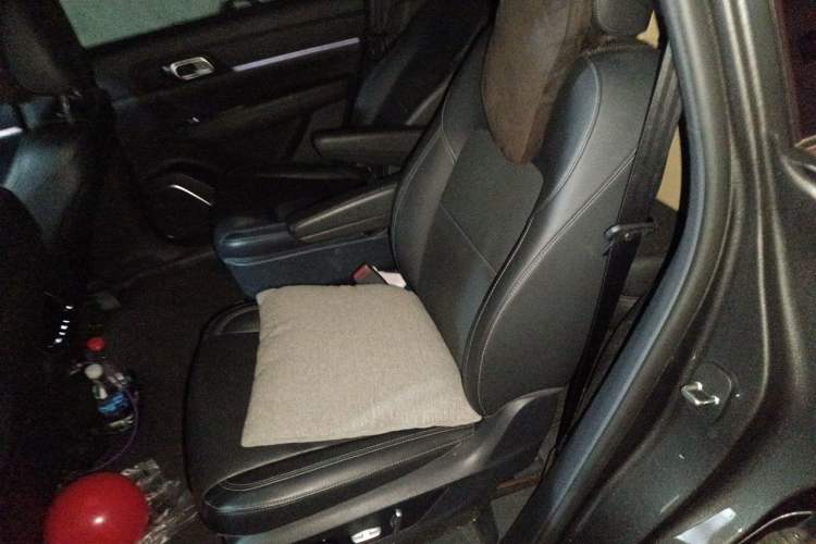 Used Li Auto ONE 2021 Extended-Range 6-Seater Version Left Rear Seat