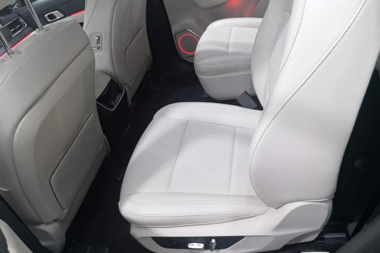 Used Li Auto ONE 2021 Extended-Range 6-Seater Version Left Rear Seat