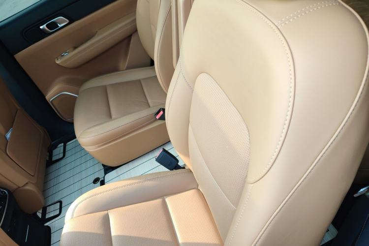 Used Li Auto ONE 2021 Extended-Range 6-Seater Version Left Rear Seat