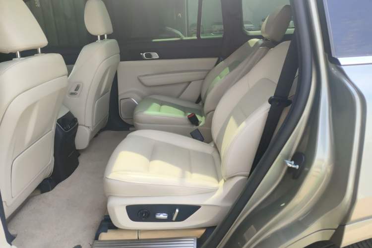 Used Li Auto ONE 2021 Extended-Range 6-Seater Version Left Rear Seat