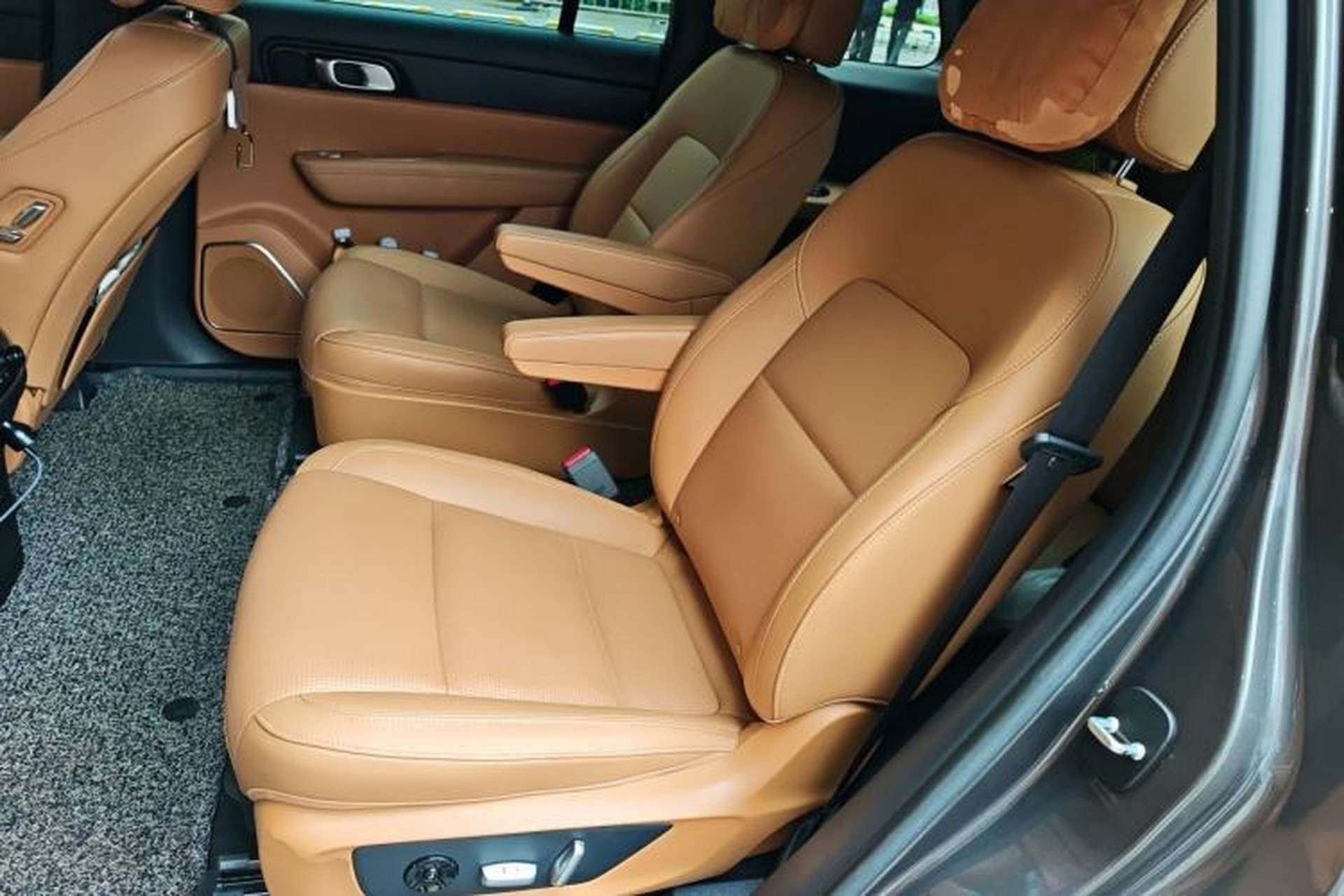 Used Li Auto ONE 2021 Extended-Range 6-Seater Version Left Rear Seat