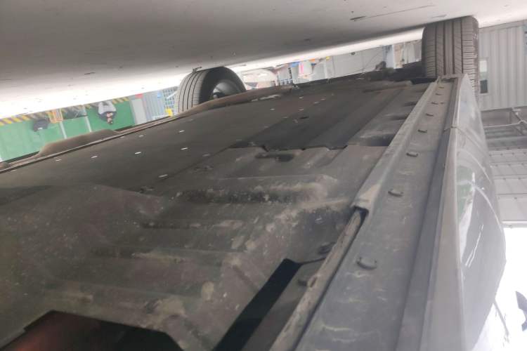 Used Li Auto ONE 2021 Extended-Range 6-Seater Version Left Side Sill