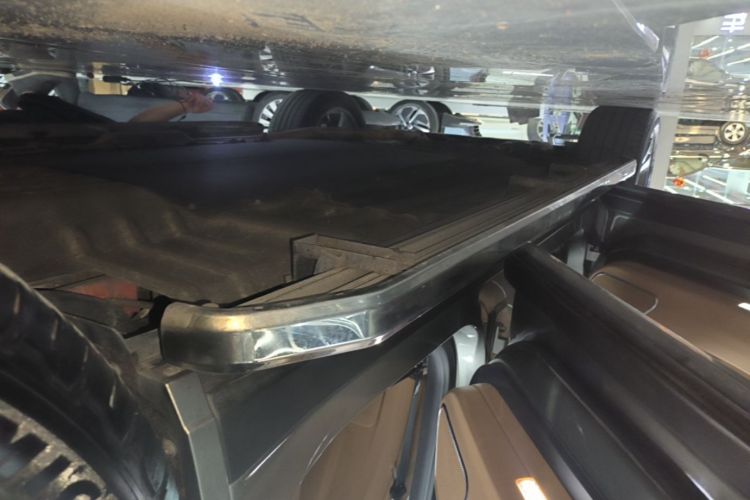 Used Li Auto ONE 2021 Extended-Range 6-Seater Version Left Side Sill