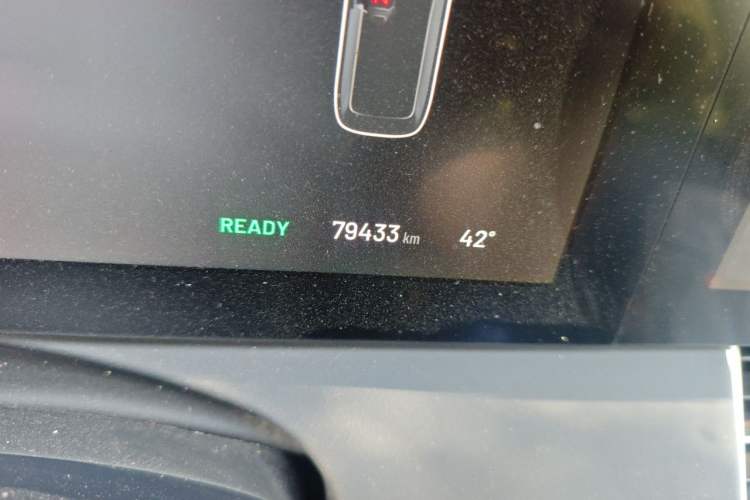Used Li Auto ONE 2021 Extended-Range 6-Seater Version Odometer Close Up