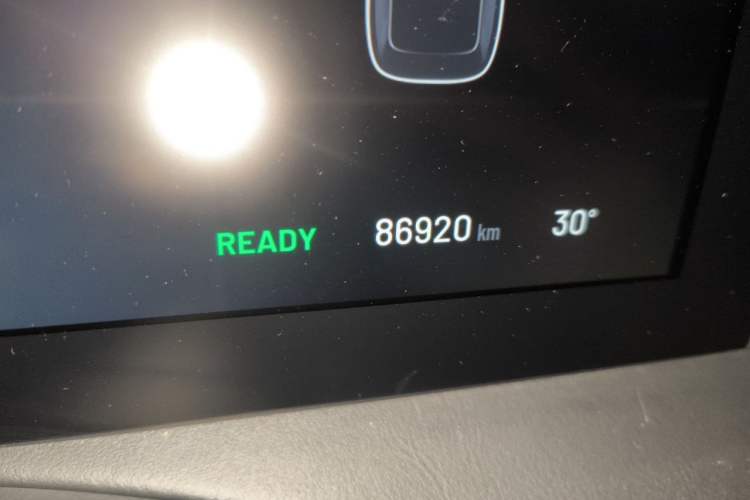 Used Li Auto ONE 2021 Extended-Range 6-Seater Version Odometer Close Up