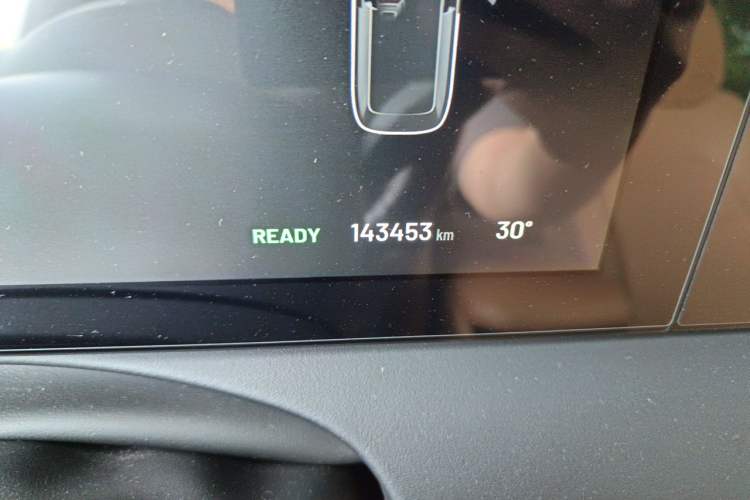 Used Li Auto ONE 2021 Extended-Range 6-Seater Version Odometer Close Up