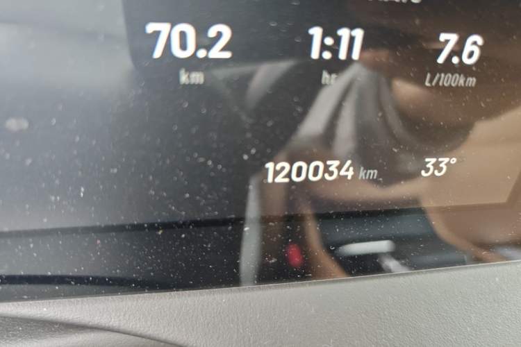 Used Li Auto ONE 2021 Extended-Range 6-Seater Version Odometer Close Up