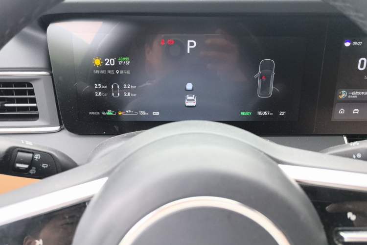 Used Li Auto ONE 2021 Extended-Range 6-Seater Version Odometer Close Up