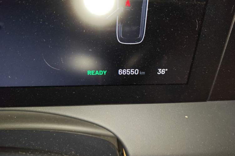 Used Li Auto ONE 2021 Extended-Range 6-Seater Version Odometer Close Up