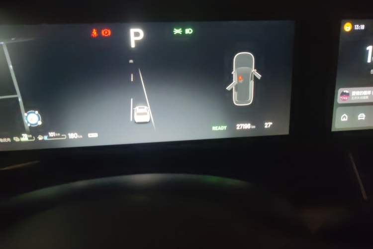 Used Li Auto ONE 2021 Extended-Range 6-Seater Version Odometer Close Up