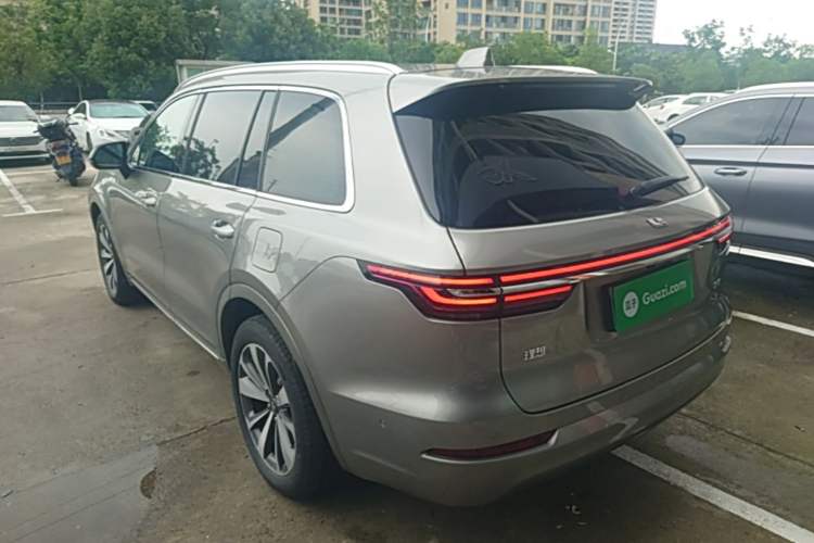 Used Li Auto ONE 2021 Extended-Range 6-Seater Version Rear Left 45 Deg