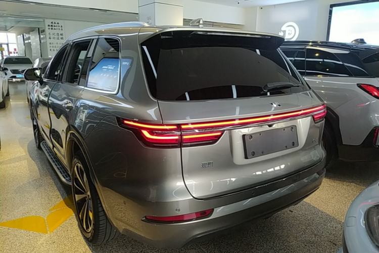 Used Li Auto ONE 2021 Extended-Range 6-Seater Version Rear Left 45 Deg