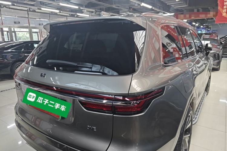 Used Li Auto ONE 2021 Extended-Range 6-Seater Version Rear Right 45 Deg