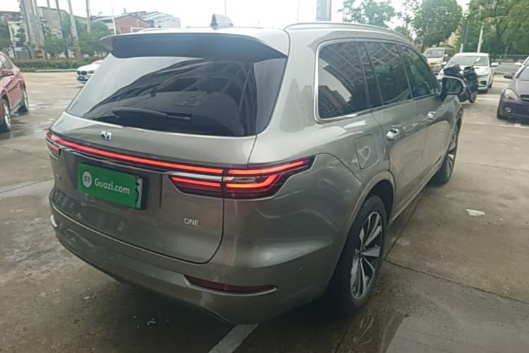 Used Li Auto ONE 2021 Extended-Range 6-Seater Version Rear Right 45 Deg