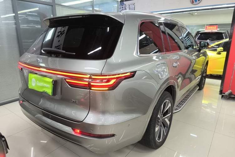 Used Li Auto ONE 2021 Extended-Range 6-Seater Version Rear Right 45 Deg