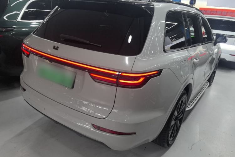 Used Li Auto ONE 2021 Extended-Range 6-Seater Version Rear Right 45 Deg
