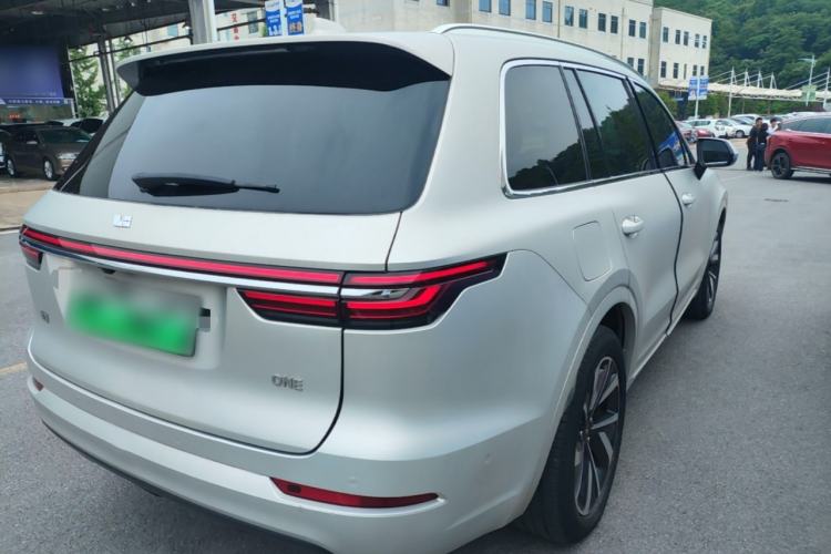 Used Li Auto ONE 2021 Extended-Range 6-Seater Version Rear Right 45 Deg