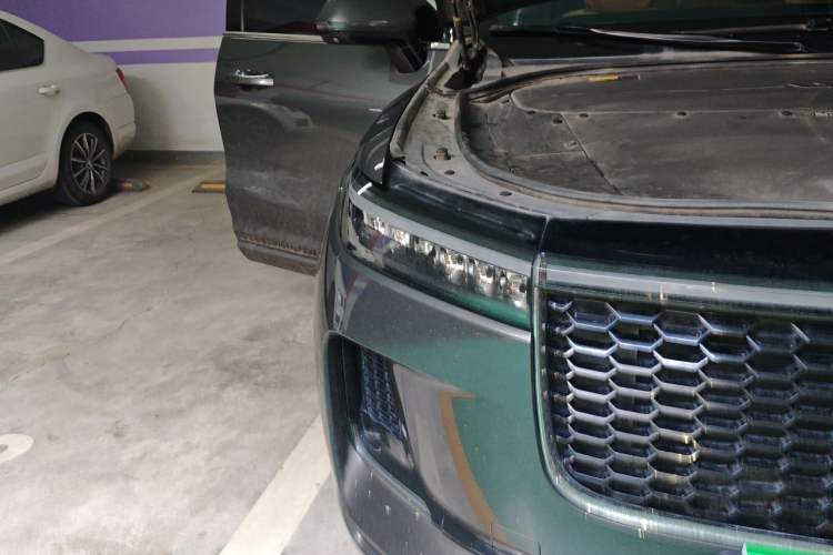 Used Li Auto ONE 2021 Extended-Range 6-Seater Version Right Front Headlight