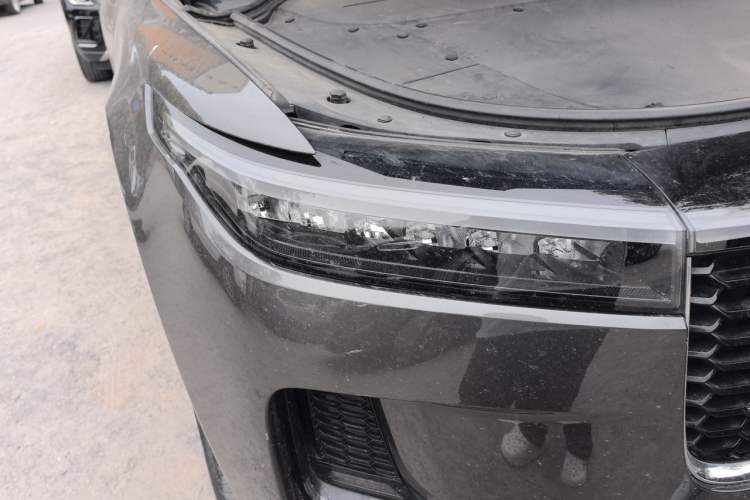 Used Li Auto ONE 2021 Extended-Range 6-Seater Version Right Front Headlight