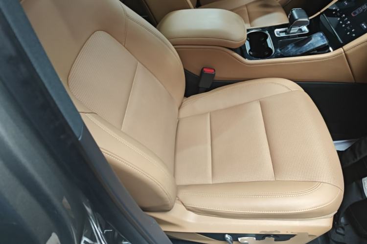 Used Li Auto ONE 2021 Extended-Range 6-Seater Version Right Front Seat