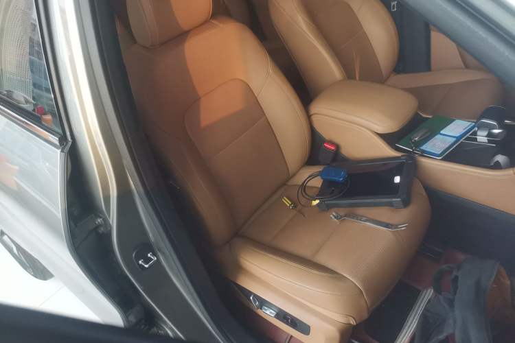 Used Li Auto ONE 2021 Extended-Range 6-Seater Version Right Front Seat
