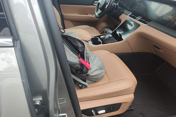 Used Li Auto ONE 2021 Extended-Range 6-Seater Version Right Front Seat
