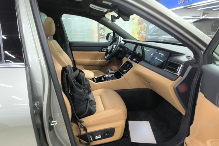 Used Li Auto ONE 2021 Extended-Range 6-Seater Version Right Front Seat