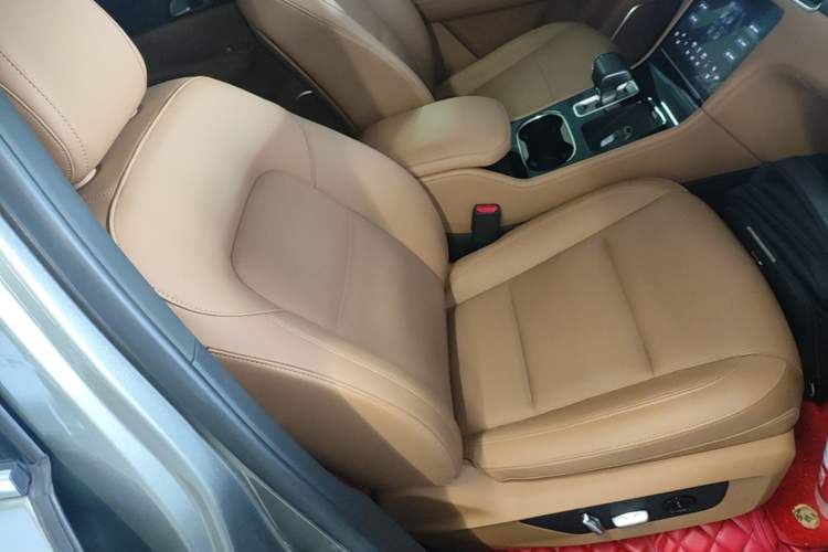 Used Li Auto ONE 2021 Extended-Range 6-Seater Version Right Front Seat