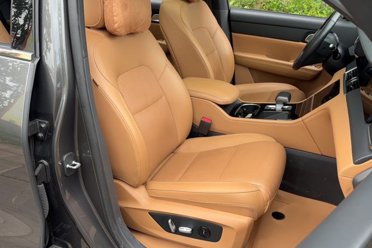 Used Li Auto ONE 2021 Extended-Range 6-Seater Version Right Front Seat