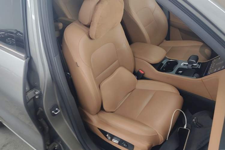 Used Li Auto ONE 2021 Extended-Range 6-Seater Version Right Front Seat