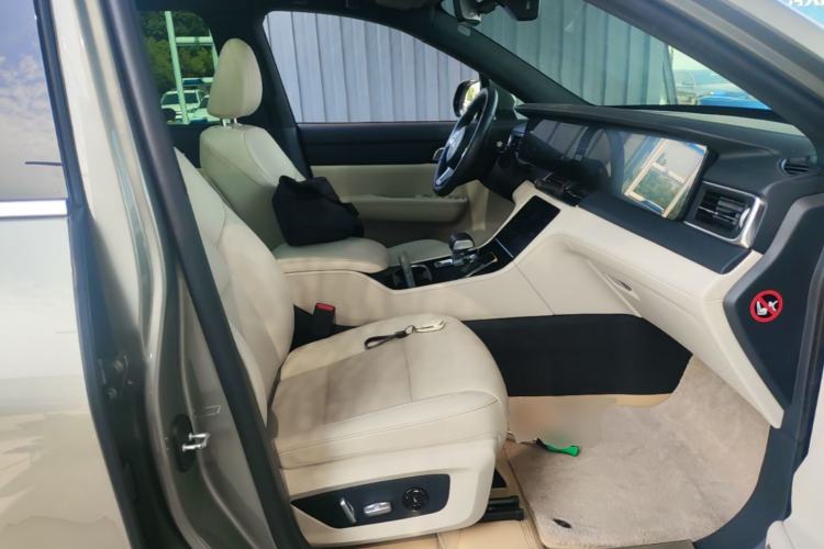 Used Li Auto ONE 2021 Extended-Range 6-Seater Version Right Front Seat