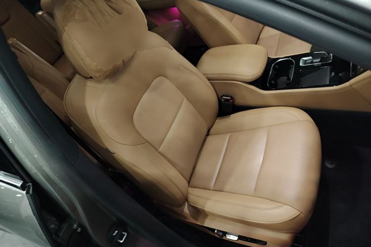 Used Li Auto ONE 2021 Extended-Range 6-Seater Version Right Front Seat