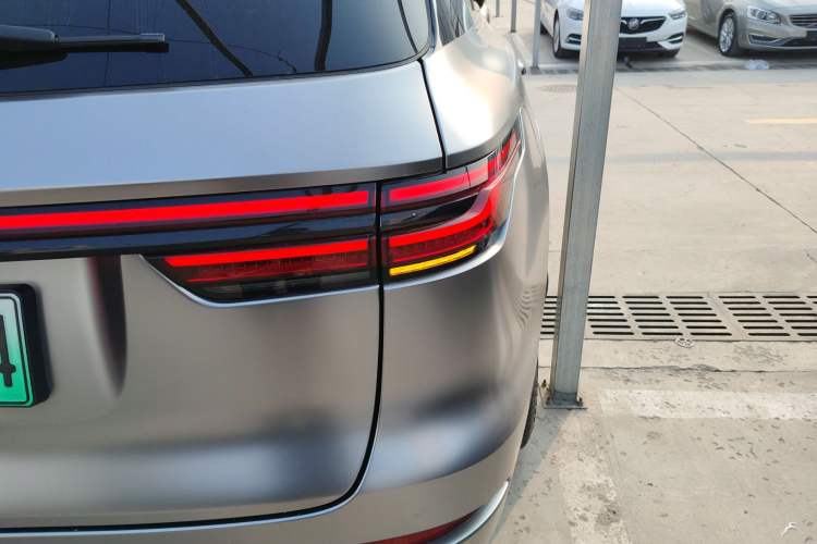Used Li Auto ONE 2021 Extended-Range 6-Seater Version Right Rear Taillight