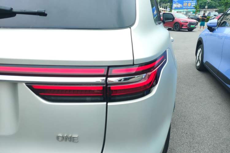 Used Li Auto ONE 2021 Extended-Range 6-Seater Version Right Rear Taillight