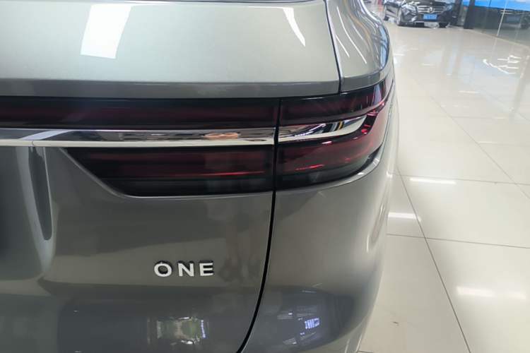 Used Li Auto ONE 2021 Extended-Range 6-Seater Version Right Rear Taillight