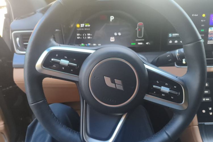 Used Li Auto ONE 2021 Extended-Range 6-Seater Version Steering Wheel