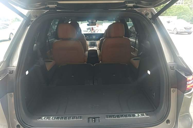 Used Li Auto ONE 2021 Extended-Range 6-Seater Version Trunk