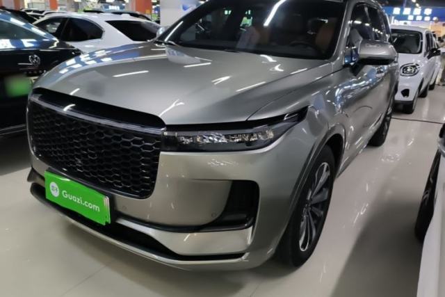 Ojetý Li Auto ONE 2021 Extended-Range 6-Seater Version